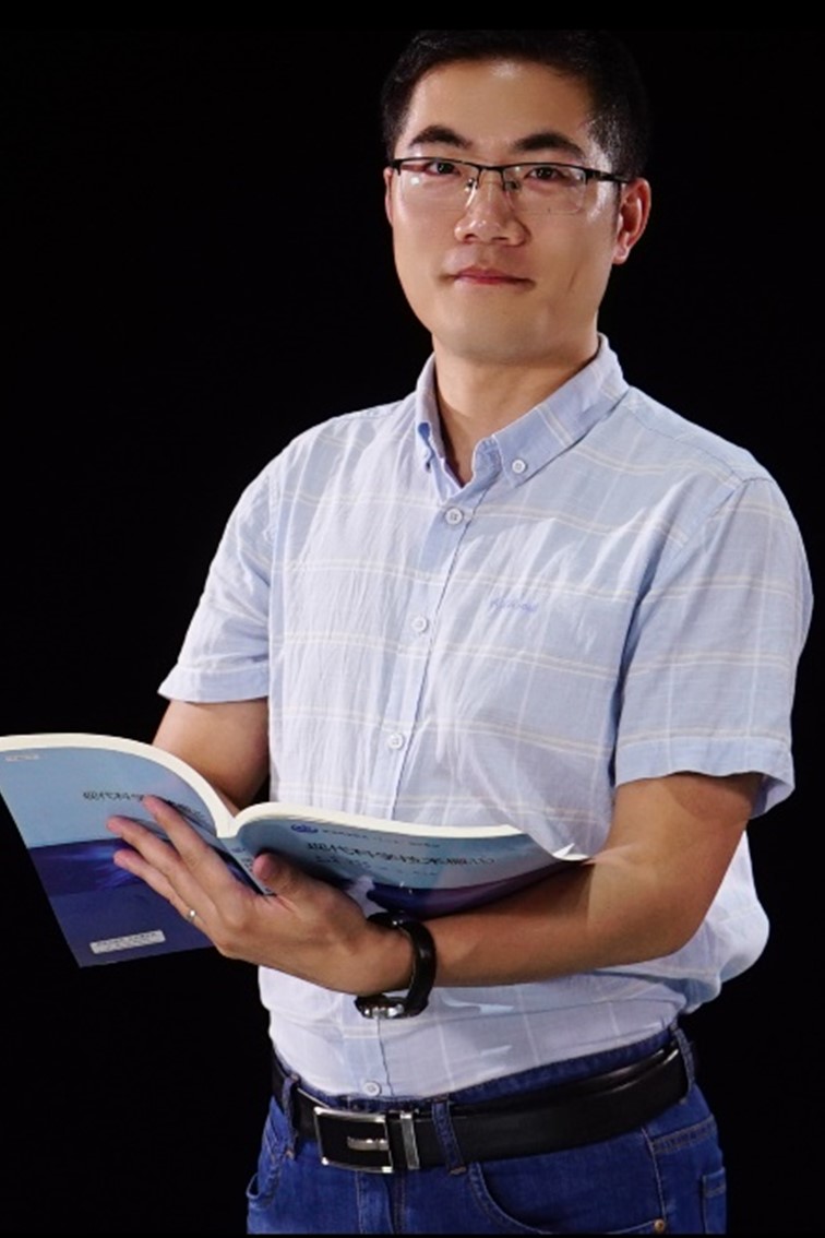 Hua-Dong Huang, Associate Professor